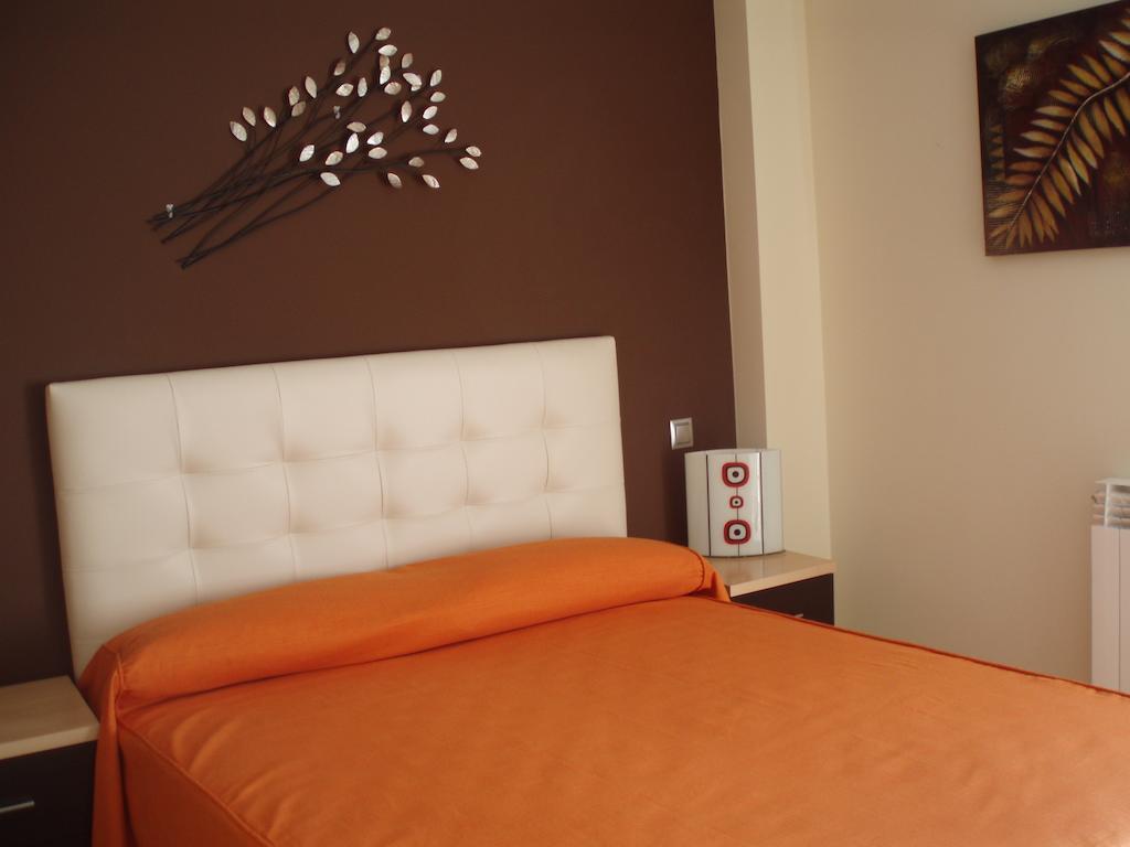 Apartamentos Monte Hernanz Riaza Dış mekan fotoğraf