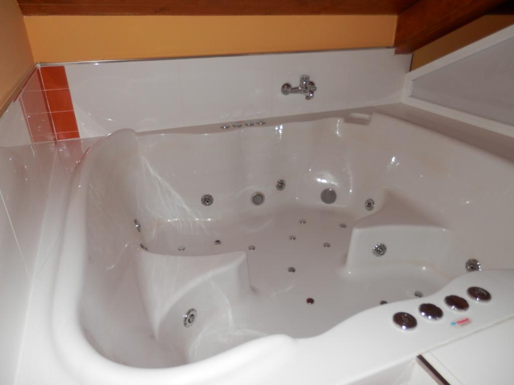 Apartamentos Monte Hernanz Riaza Dış mekan fotoğraf