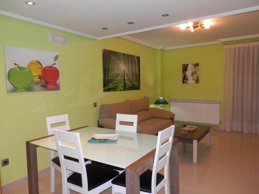 Apartamentos Monte Hernanz Riaza Dış mekan fotoğraf
