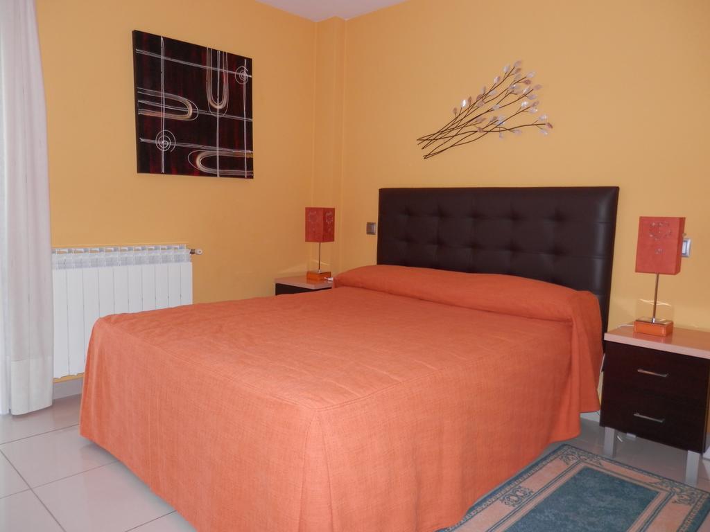 Apartamentos Monte Hernanz Riaza Dış mekan fotoğraf